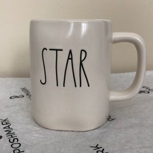 Rae Dunn STAR mug
